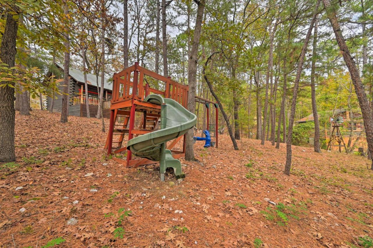 Tudor-Style Broken Bow Cottage With Hot Tub And Decks! Stephens Gap Eksteriør billede